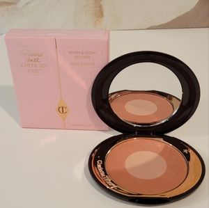 NEW- NEVER USED Charlotte Tilbury Cheek to Chic Blush - Shade Pillowtalk